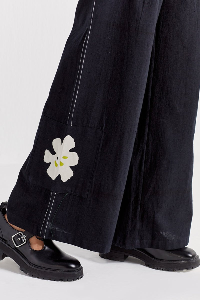 Applique Cargo Bottom - Black - Three