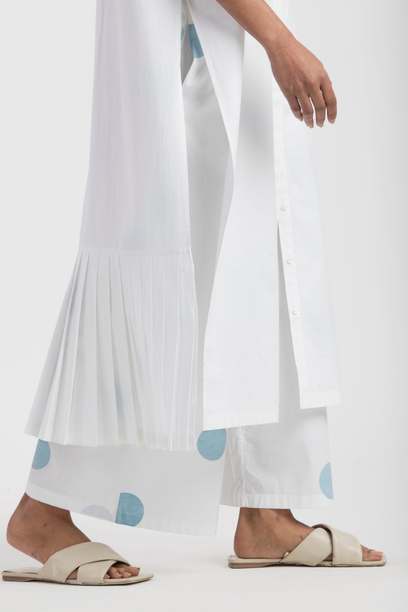 Bottom Pleat Shirt- White - Three