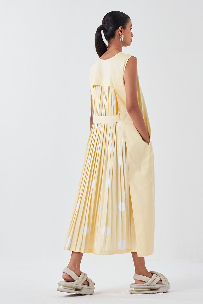 Back Pleat Dress butter - Three Clothing