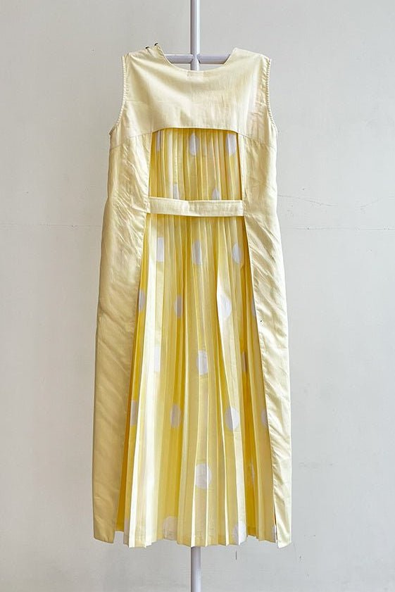Back Pleat Dress butter - Three Clothing