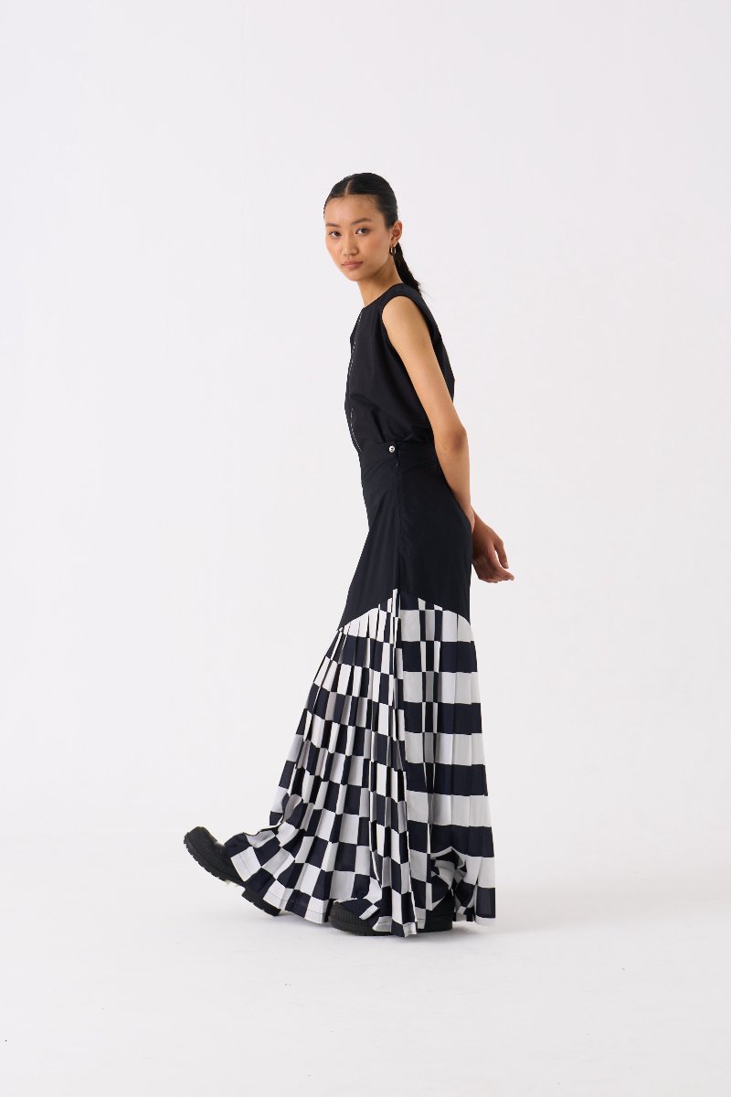 Checkered Skirt Black Check - Three