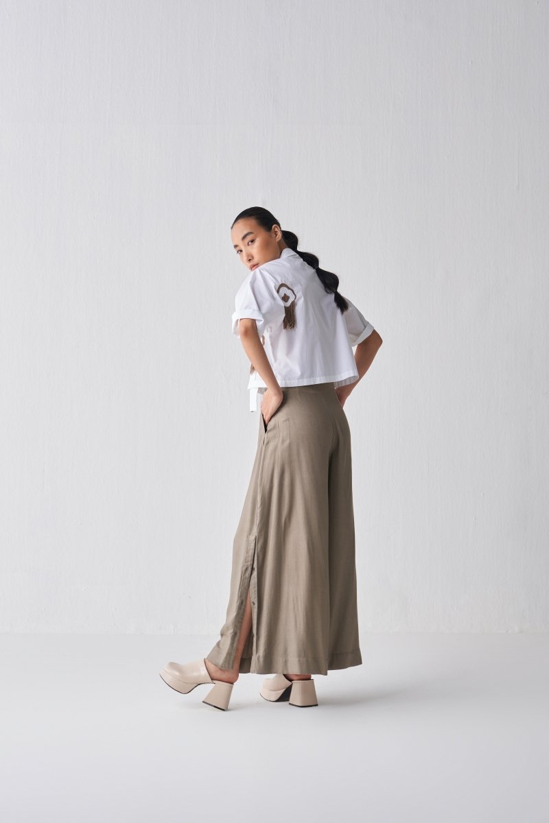 Emb Crop Fringe Top- White