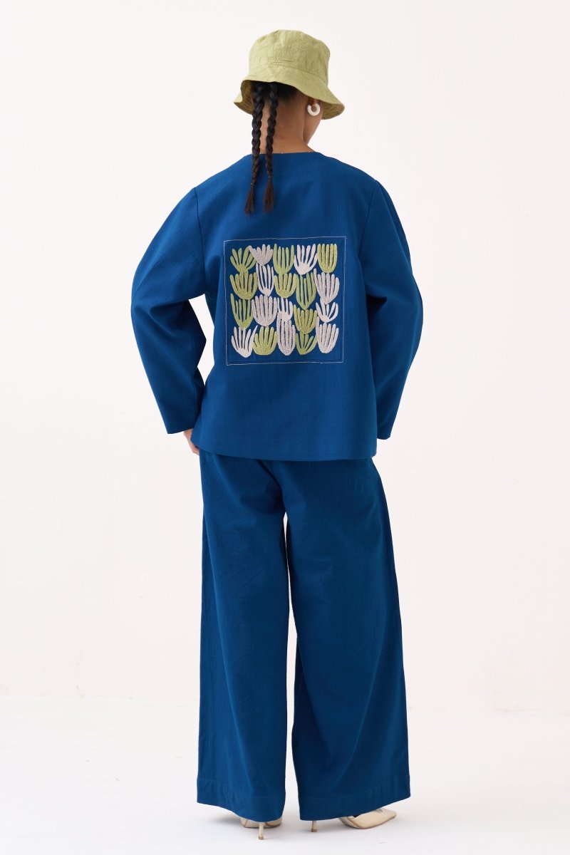 Emb. Contour Overlay - Three Clothing