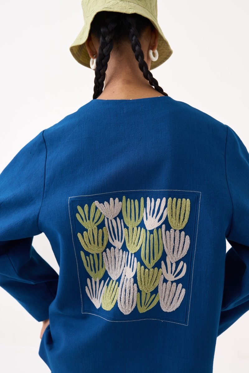 Emb. Contour Overlay - Three Clothing