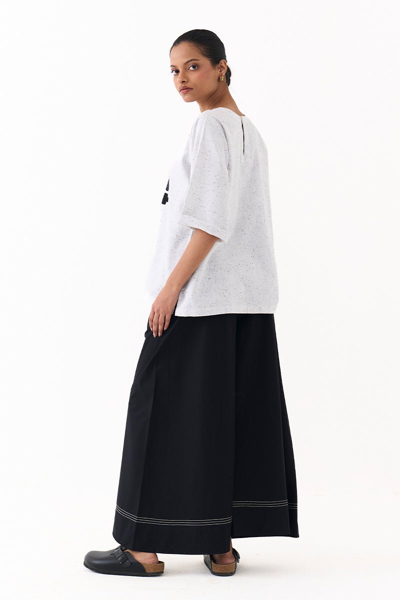 Wave Emb. Top - Three Clothing