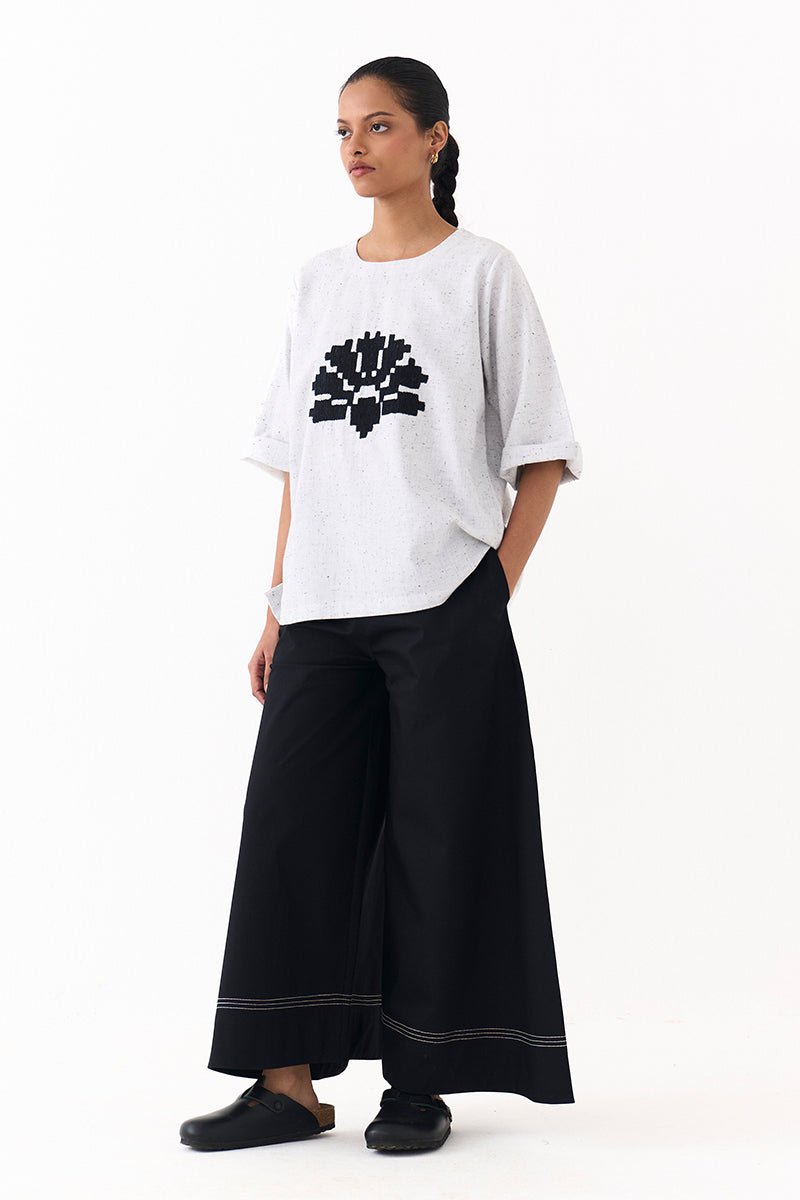 Wave Emb. Top - Three Clothing