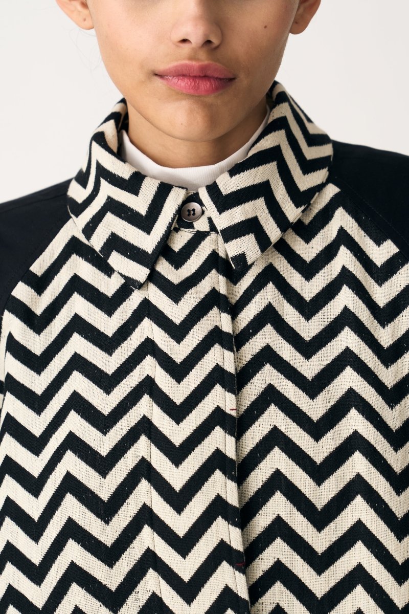 Bat Sleeve Chevron Trench Overlay - Black - Three