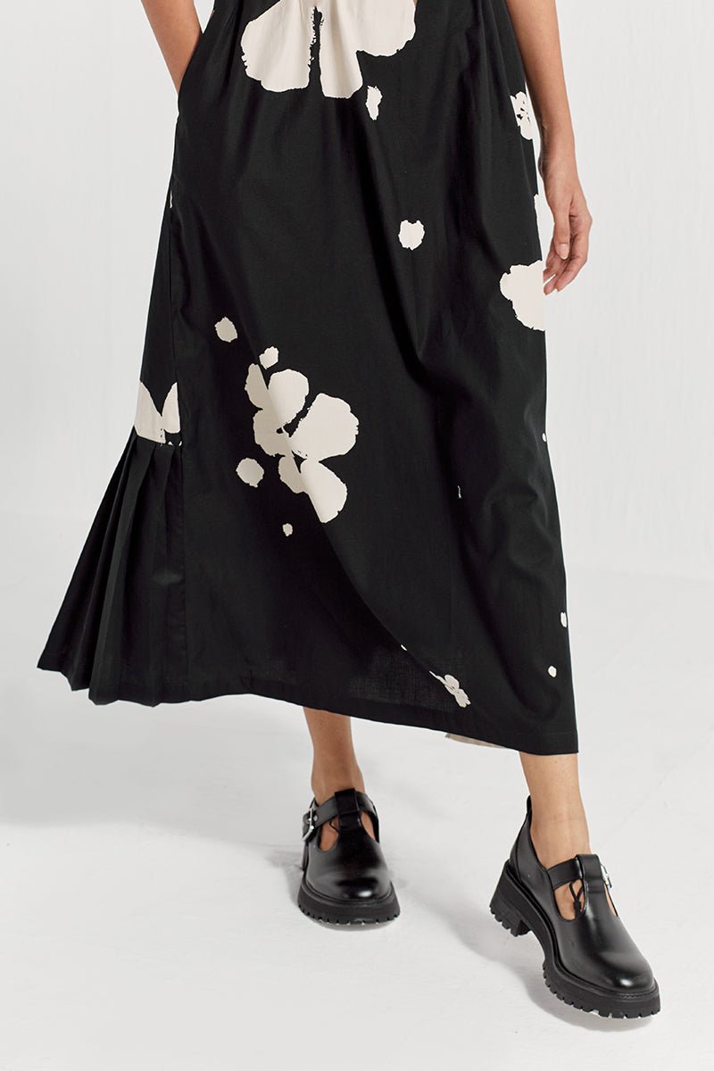Collard Side Elastic Waist Dress - Black Floral - Three