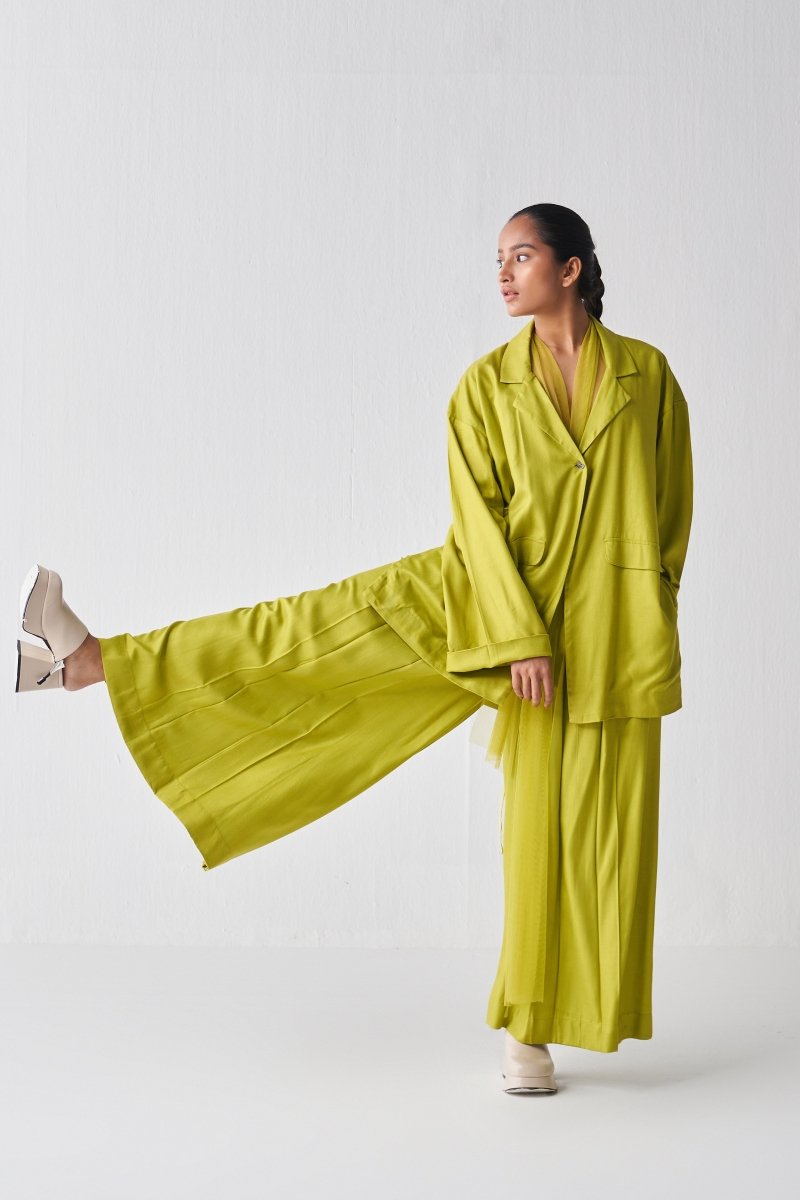 Inverted Box Pleat Bottom - Lime - Three