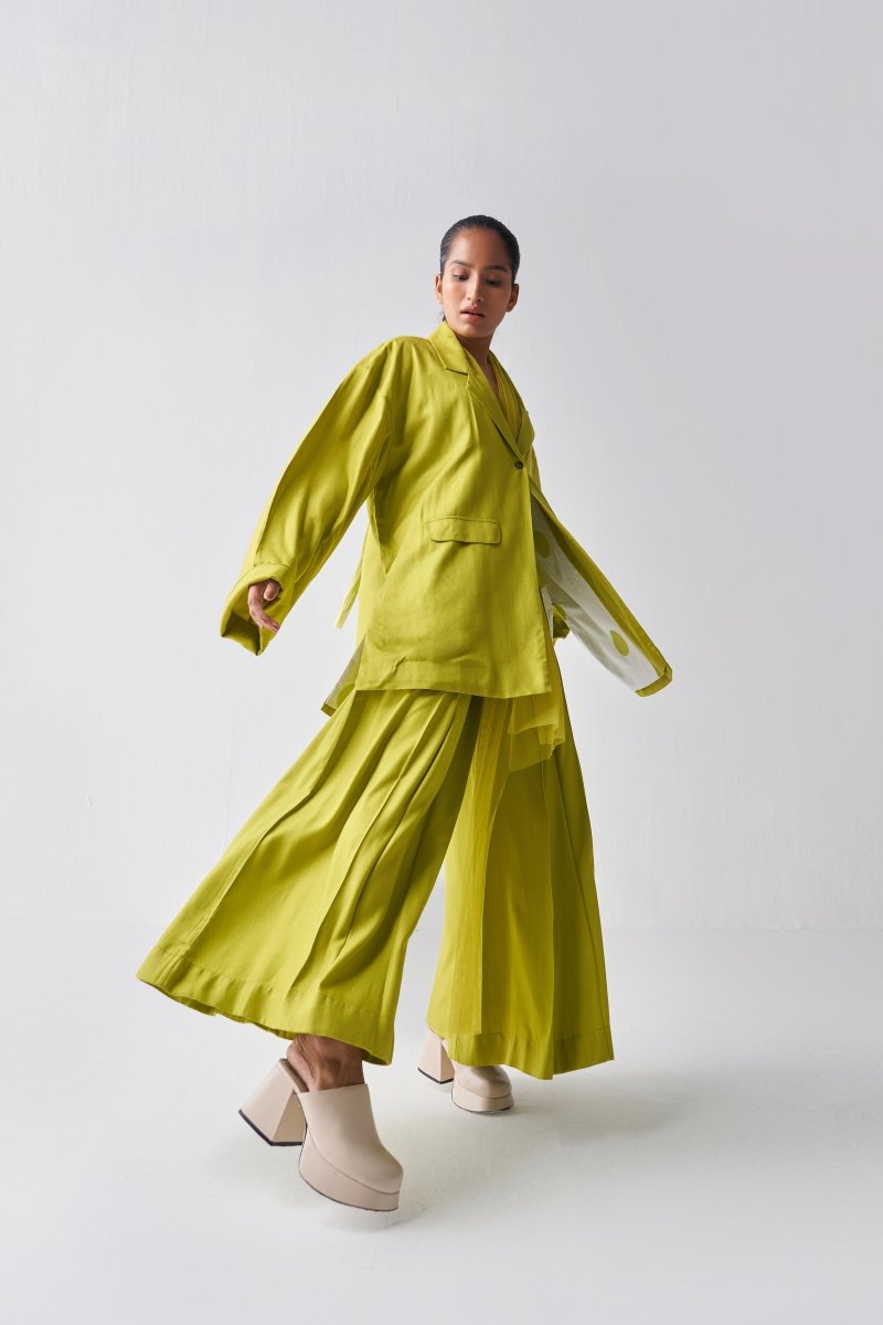Inverted Box Pleat Bottom - Lime - Three