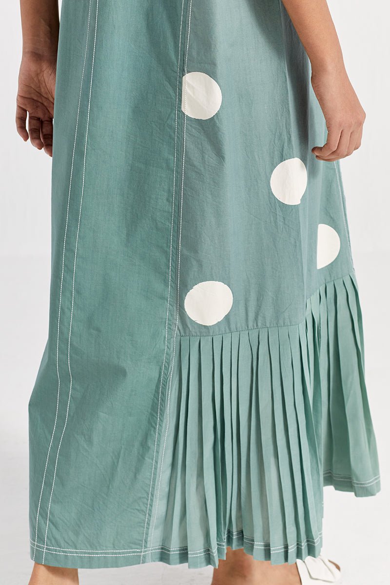 Side U-Pleat Dress - Jade - Three