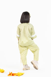 Peasant Top Pale Lime
